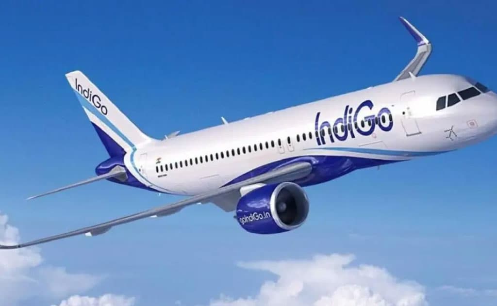 ఇండిగో ఎయిర్లైన్స్కు భారీ షాక్: DGCA విధించిన ₹22.20 కోట్ల రికార్డు జరిమానా
